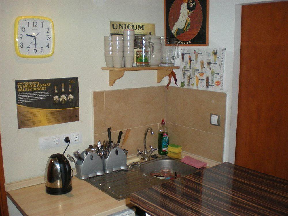 Elvis Guesthouse Budapest Eksteriør billede