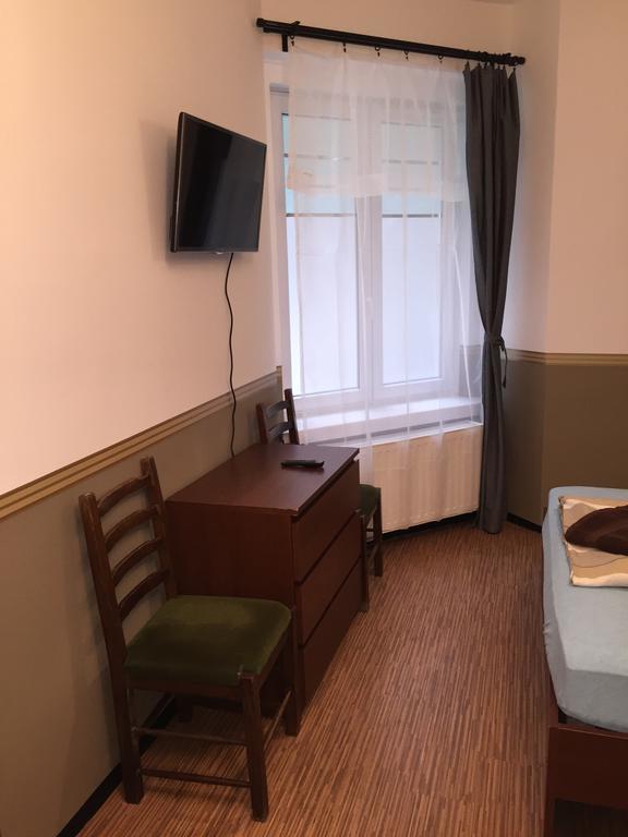 Elvis Guesthouse Budapest Eksteriør billede