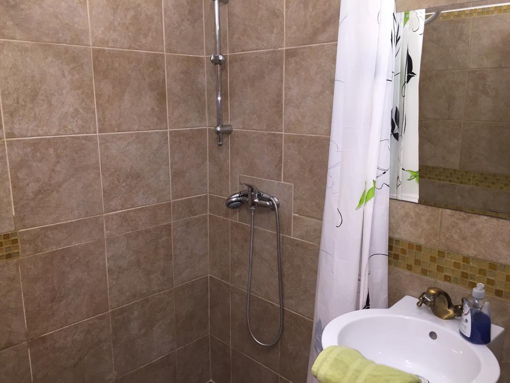 Elvis Guesthouse Budapest Eksteriør billede